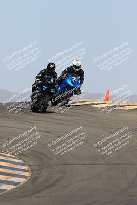 media/Mar-28-2022-Superbike Trackdays (Mon) [[b8603d0f67]]/Open Track Time/Turns 9 and 10/